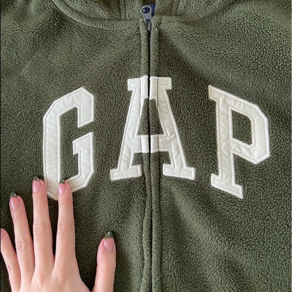 GAP Zip Up - Picture 2 of 4